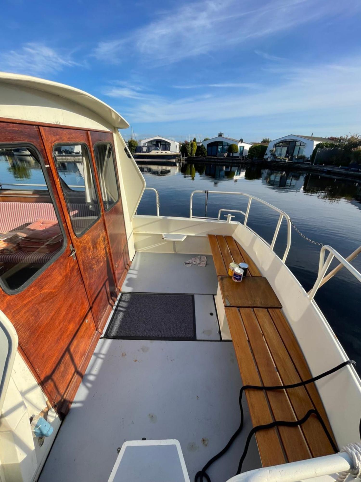 Suesses Motorboot - Bremen Ueberseestadt Dış mekan fotoğraf